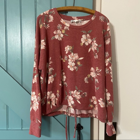 4/$15 Moondance  Maroon Floral Top XL - Picture 4 of 10